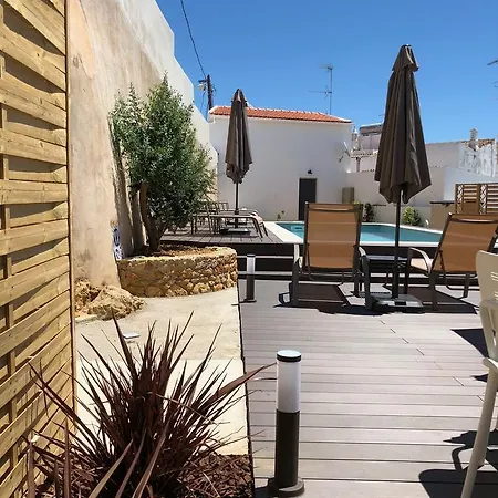 Casa Malpique Konukevi Albufeira